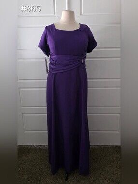 Purple Short-Sleeve Formal Dress with Waist Drape